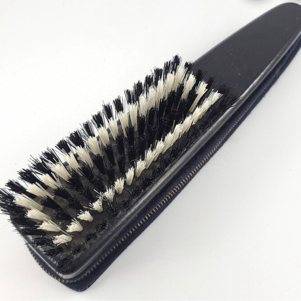 Vintage Men’s Black Leather Clothes Brush With Groom Kit